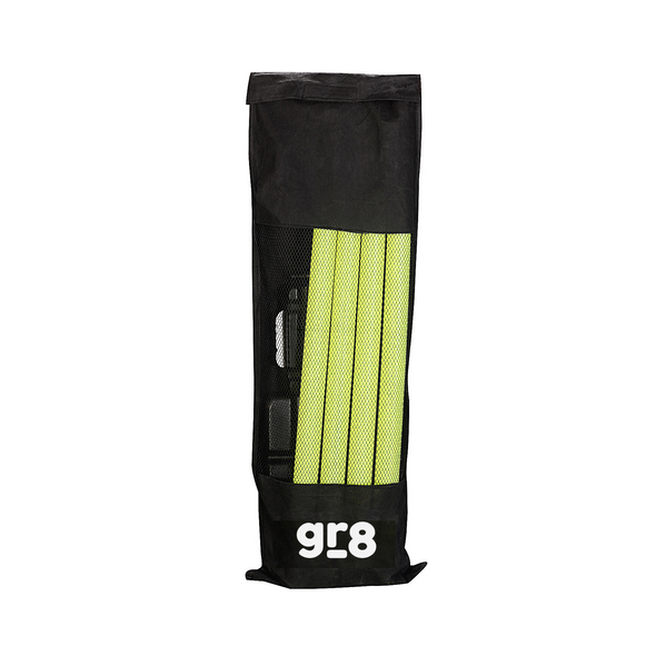 Full Size, Heavy Plastic Stumps Set with Carry Bag (green,black)